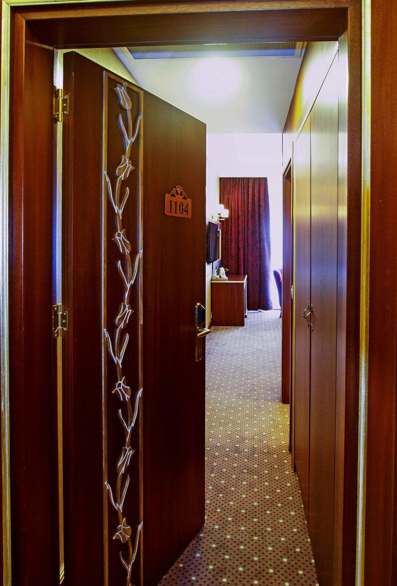 Mb Deluxe Hotel Istanbul Exterior foto